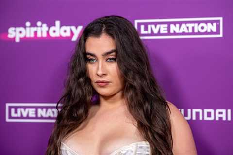 Lauren Jauregui Calls Out Amy Schumer After MLK Social Media Post