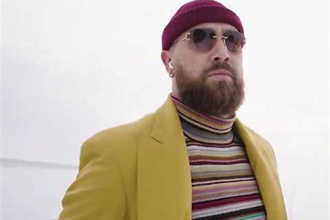 Jason Kelce mocks brother Travis’ outfit for Chiefs’ trip to face Bills