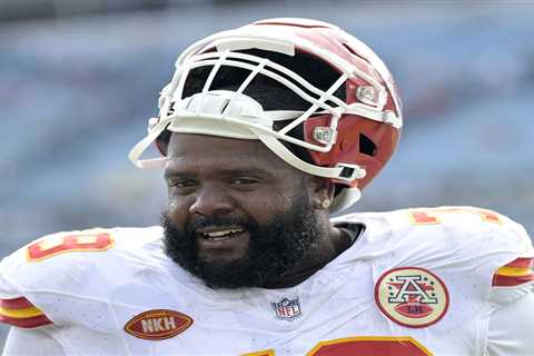 Chiefs’ Donovan Smith accuses Bills of shutting off their hot water after Kansas City’s win