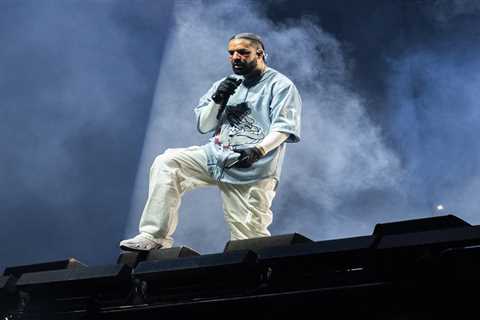 Nine Best Moments From Drake & J. Cole’s It’s All a Blur – Big as the What? Tour Opening Night..