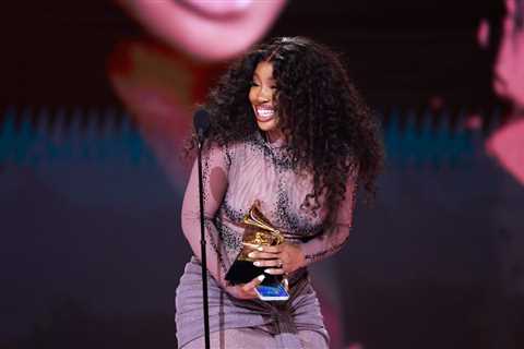 SZA Calls 2024 Grammy Awards ‘A Fever Dream’ & Is ‘So Grateful’ for 3 Wins Amid Album of the..