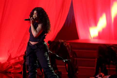 SZA Expands Australian Arena Tour