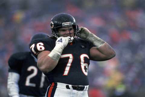 Steve McMichael’s family hoping he will be out of hospital Tuesday after MRSA scare