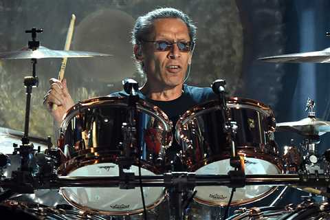 Alex Van Halen to Publish Memoir in 2024