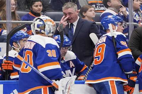 Patrick Roy defends aggressive decisions in Islanders’ loss: ‘Put your balls on the table’