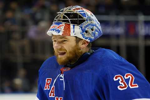 Rangers sign Jonathan Quick to contract extension after goalie’s revival