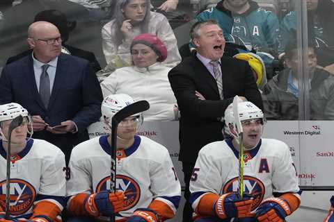 When Patrick Roy thought Islanders were starting to turn it around