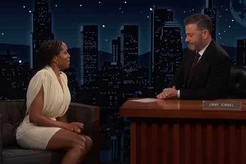 Jimmy Kimmel tears up talking to Regina King after her son’s death