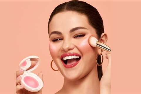 Selena Gomez’s Rare Beauty Soft Pinch Powder Blush Is Now Available at Sephora: Shop the Collection