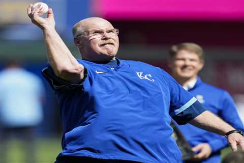 Andy Reid struts with Lombardi Trophy, throws perfect first pitch at Royals Opening Day