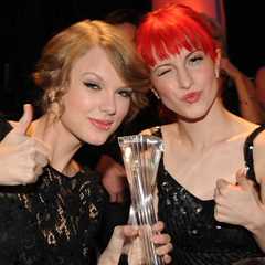 Hayley Williams Is ‘So Ready’ to Tour With Taylor Swift