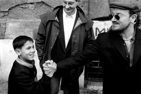 U2’s Sarajevo Concert Doc ‘Kiss the Future,’ Produced by Ben Affleck & Matt Damon, Coming..