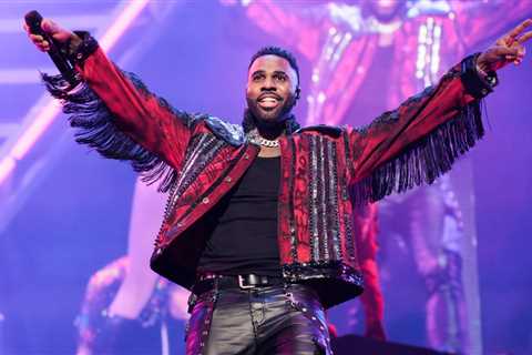 Jason Derulo Receives Dolphin-Themed Gift From PETA After Canceling SeaWorld Performance