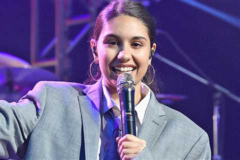 Singer Alessia Cara 'Memba Her?!