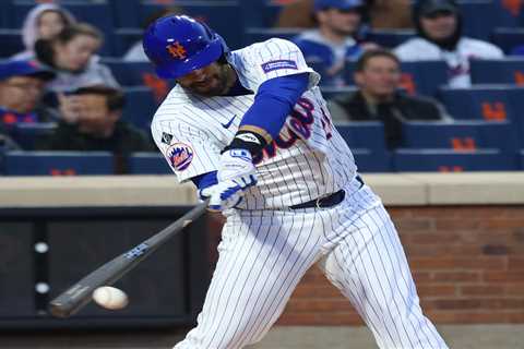 J.D. Martinez’s impact already felt as Pete Alonso crushes 200th Mets home run