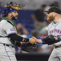 Reed Garrett steps in for struggling Edwin Diaz to save Mets’ win