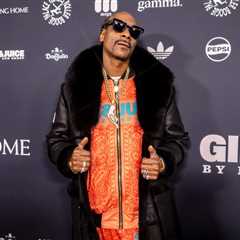 Snoop Dogg Selling His Collectibles, Rarities and Iconic Artifacts in ‘The Shiznit’..