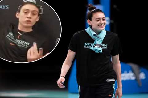 Breanna Stewart has hilarious response to WNBA charter news after high-fiving fellow Liberty star