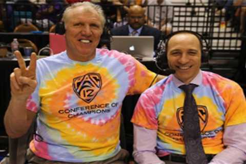 Dave Pasch shares heartwarming old texts from Bill Walton after his death: ‘All time ball buster’