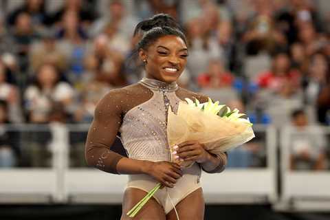 Simone Biles cruises to ninth US gymnastics championship amid Olympic prep