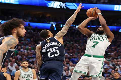 Celtics hold off Mavericks to grab 3-0 series lead in NBA Finals