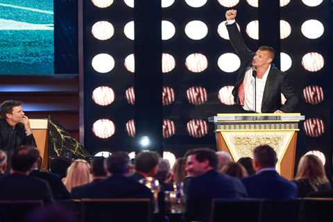 Rob Gronkowski hinted at Bill Belichick dating 24-year-old with savage joke at Tom Brady roast