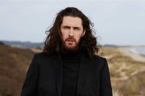 Hozier Notches His First Alternative Airplay Chart No. 1 With ‘Too Sweet’