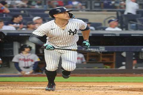 Yankees put Giancarlo Stanton on IL with hamstring injury