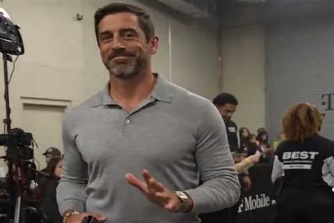 Aaron Rodgers spotted at another UFC event, this time in Vegas