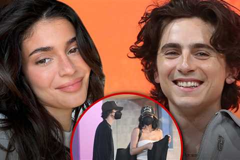 Kylie Jenner & Timothée Chalamet Spotted Together For 1st Time in Months