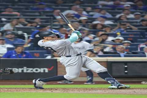 Aaron Judge in Triple Crown hunt with dominant Yankees season