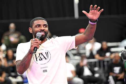 Kyrie Irving undergoes hand surgery after training injury