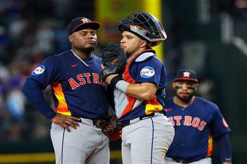 Astros’ Framber Valdez loses no-hitter in most heartbreaking way possible