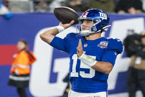 Giants must keep Tommy DeVito on the roster