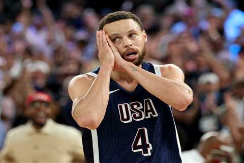 Steph Curry takes over in unreal fourth quarter to lead USA basketball to fifth straight gold medal