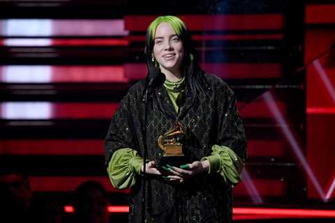 Billie Eilish Reveals Her Loves/Hates During Colbert Questionert: Tangerines, ‘Man Stank,’ PB&J,..