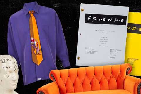 'Friends' Couch, Matthew Perry Wardrobe & More Up for Auction