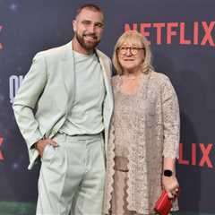 Travis Kelce’s Mom Says Athlete Is Handling Fame Well & ‘Having His Best Life Right Now’