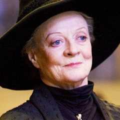 Daniel Radcliffe pays tribute to Maggie Smith