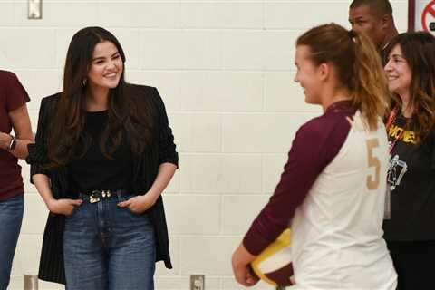 Selena Gomez Stuns High School Volleyball Team, Attends Weekend Game in Telluride