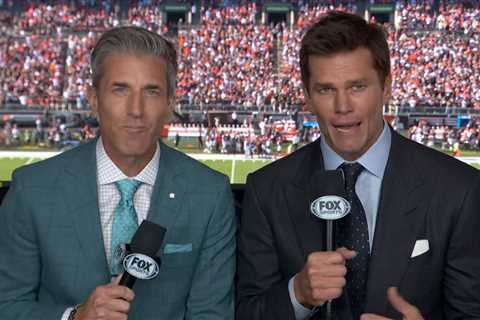 NFL Network’s Scott Hanson lobs ‘unfair’ jab at Tom Brady during Fox debut