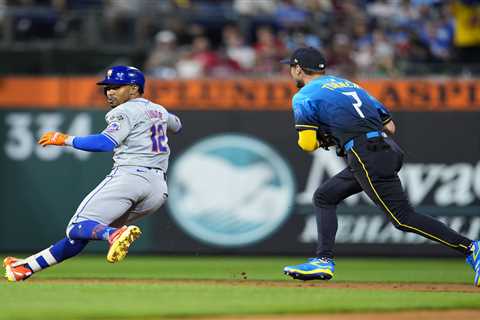 Francisco Lindor out of Mets’ lineup with back issue, Luisangel Acuña to make MLB debut