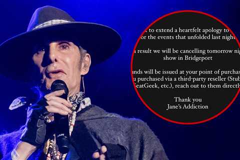 Jane's Addiction Apologizes To Fans After Fight Onstage In Boston