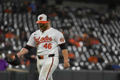 Orioles designate Craig Kimbrel for assignment after disastrous second half