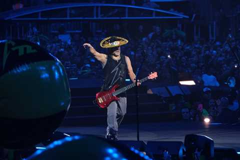 ¡Long Live Rock En Español! Metallica Covers El Tri at Third Show in Mexico City: Watch