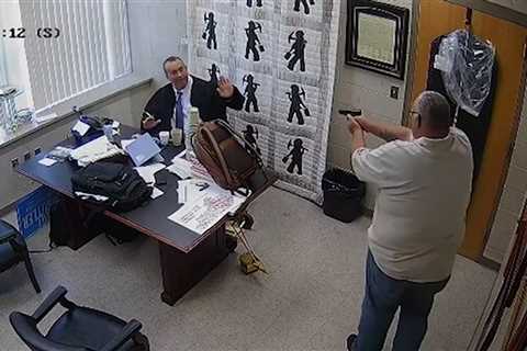 Kentucky Sheriff Appears to Shoot Judge Dead in Courthouse on Video