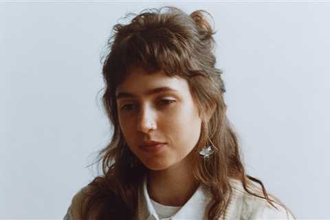 Clairo Postpones Three Toronto Shows Due to ‘Extreme Exhaustion’