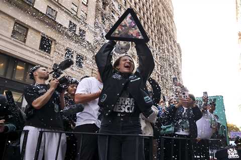 Thousands line NYC streets to celebrate Liberty’s WNBA championship: photos