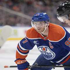 Oilers superstar Connor McDavid on cusp of 1,000 career points