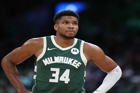 ‘Teams are circling’ on Giannis Antetokounmpo amid Bucks’ slow start